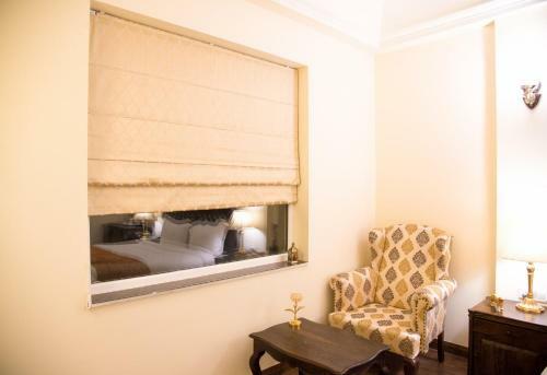 Hotel Welcomheritage Mount Valley Resort Ranthambore