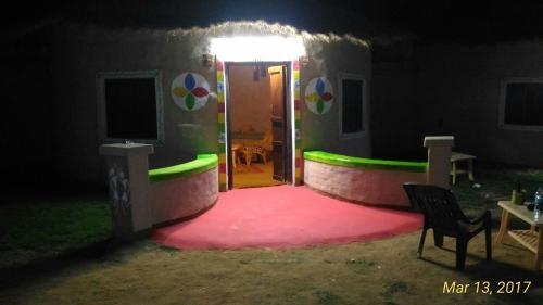 Hostal Kutiya Guesthouse