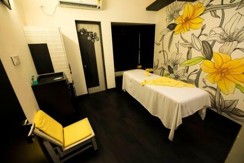 Hotel Tathastu Resort