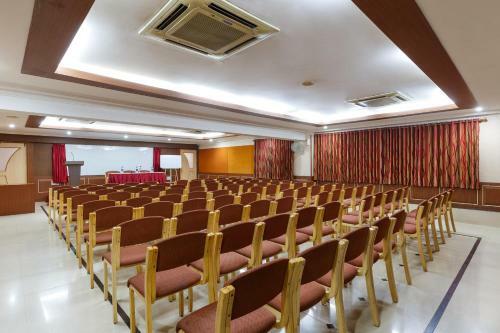 Hotel Woodland Kolhapur