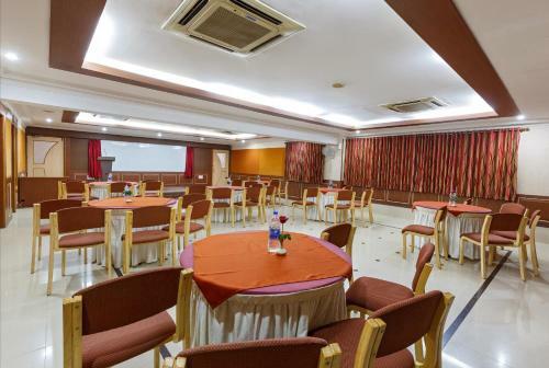 Hotel Woodland Kolhapur