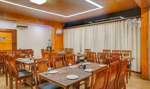 Treebo Trend Hotel Shiva's