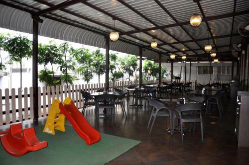 Hotel Tourist, Kolhapur