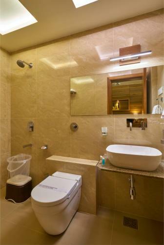 Hotel Atharv