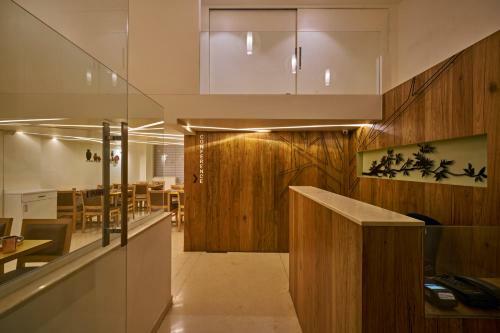 Hotel Atharv