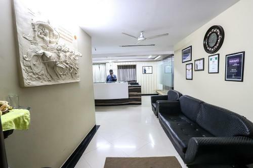 Hotel Aashish Deluxe