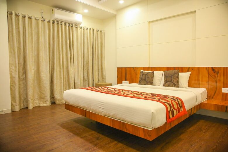 Hotel Madhuri Executive