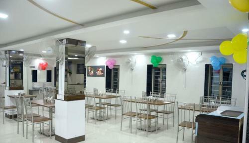 Hotel Royal Treat