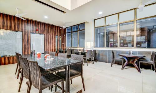 Hotel Treebo Trend Shree Sai Suites
