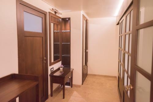 Hotel Kyriad Prestige Riverside Amba Ghat