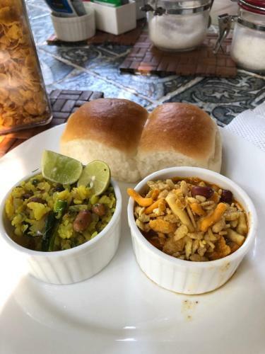 Hotel Mango Beach House Kihim Alibaug