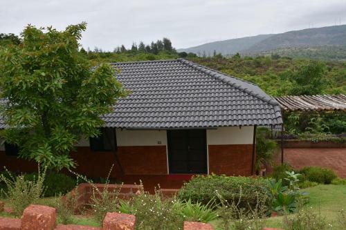 Hotel Forest Escapes Koyna