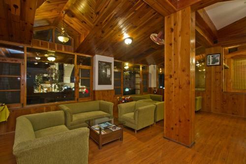 Hotel Jj By Vivaan Resorts Kullu