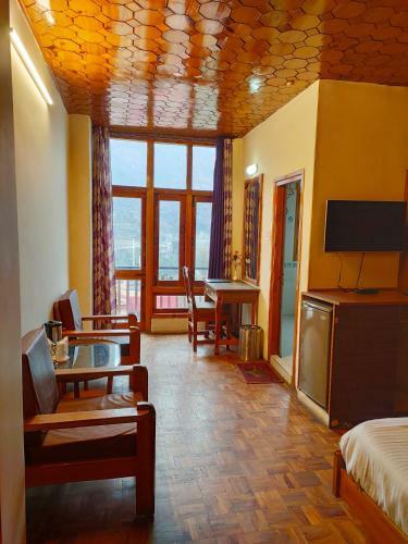 Hotel Himalayan Hamlet Resort