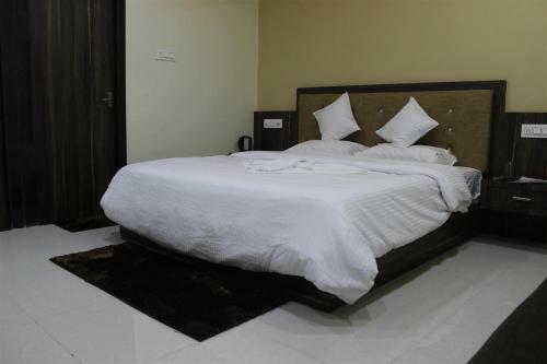 Hotel Shri Sharanam