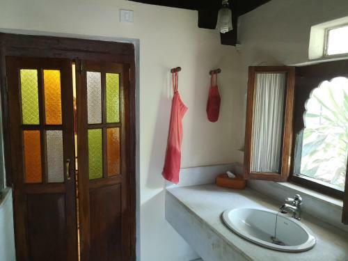 Hotel Ahilya Fort