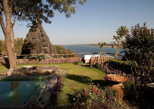 Hotel Ahilya Fort