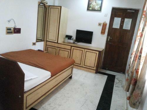 Hotel Kuber's Kamath Residency