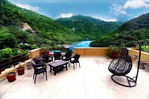Bed & Breakfast Luxury Aloha Apartments