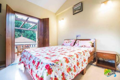 Bed & Breakfast Moradia Dos Quadros