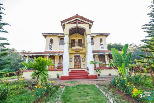 Bed & Breakfast Moradia Dos Quadros