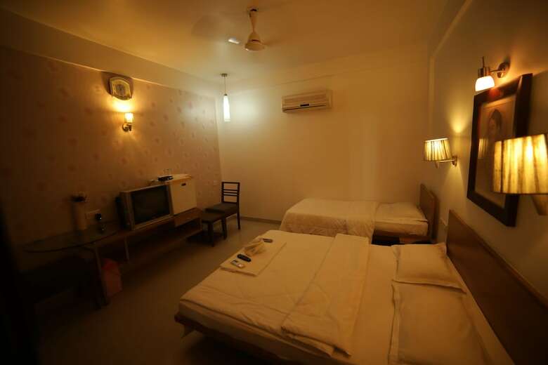 Hotel Surbhi