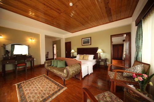 Hotel Sourenee Tea Estate