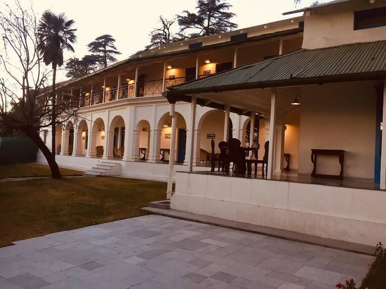 Hotel Pine Retreat Mallroad