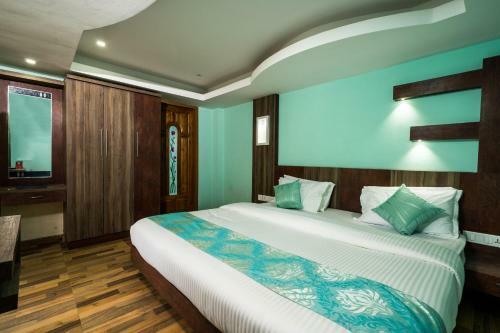 Hotel Oyo 10047 Greenland Residency