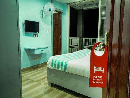 Hotel Oyo 10047 Greenland Residency