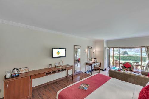 Hotel Club Mahindra White Meadows Manali