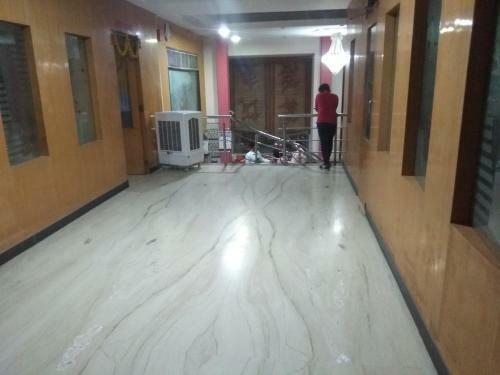 Hotel Jk Rooms 111 Nr. St Stand - Ganeshpeth