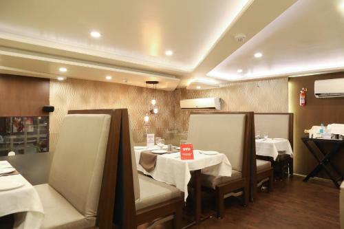 Hotel Oyo Flagship 14469 Darshan Tower Gitanjali