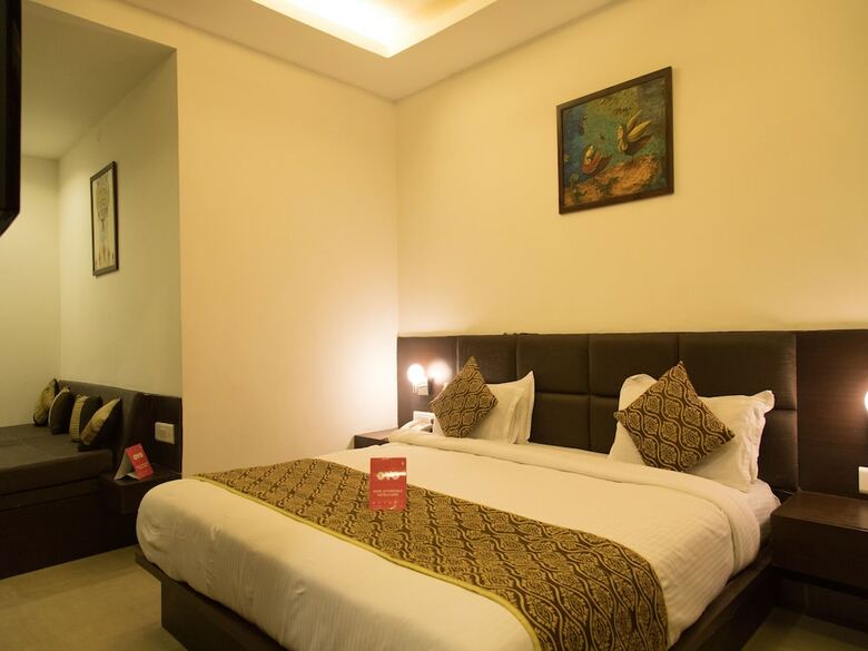 Hotel Oyo Townhouse 344 Gitanjali Chowk