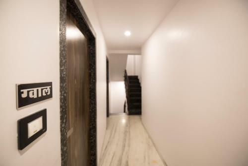 Hotel Sanmukh By Adamo