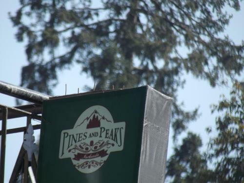 Pines And Peaks Hotel