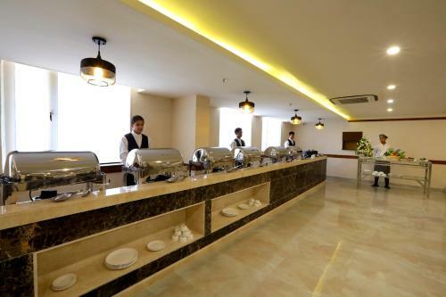 Hotel Starlit Suites