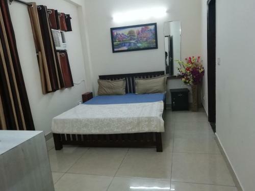 The Raveesh Service Apartment
