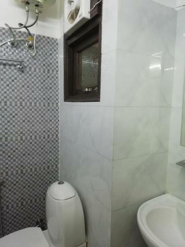 The Raveesh Service Apartment