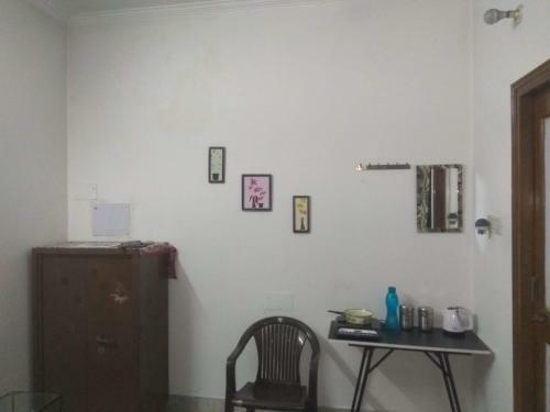 Bed & Breakfast Comfortable Homestay Near Metro