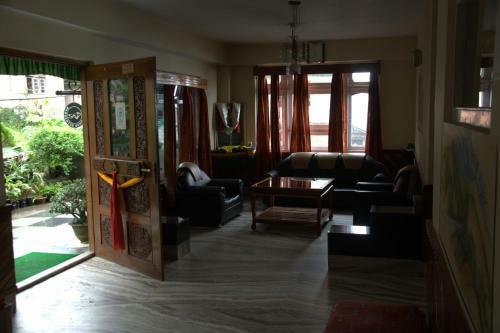 Hotel Rabdentse Residency
