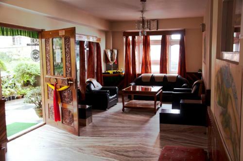 Hotel Rabdentse Residency