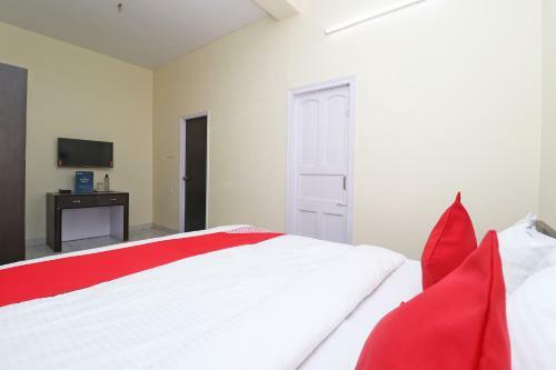 Hotel Oyo 43883 Shine View