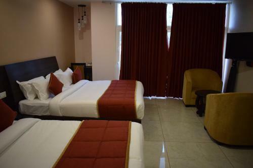 Hotel White Pearl Residency