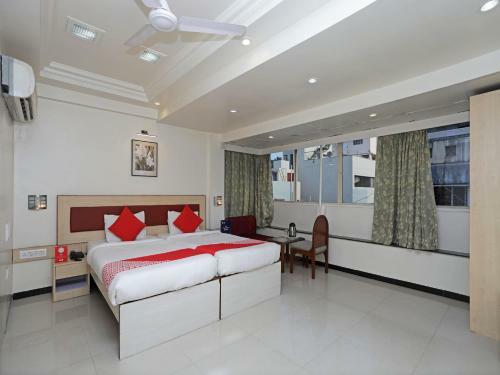 Hotel Suyash Deluxe