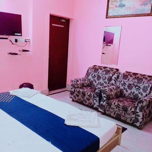 Hotel Gunjan