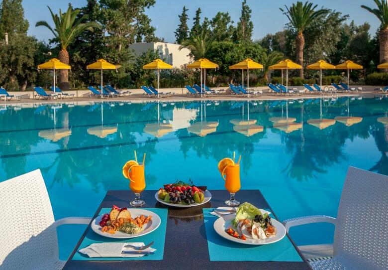 Hotel Kipriotis Hippocrates And Maris Suites