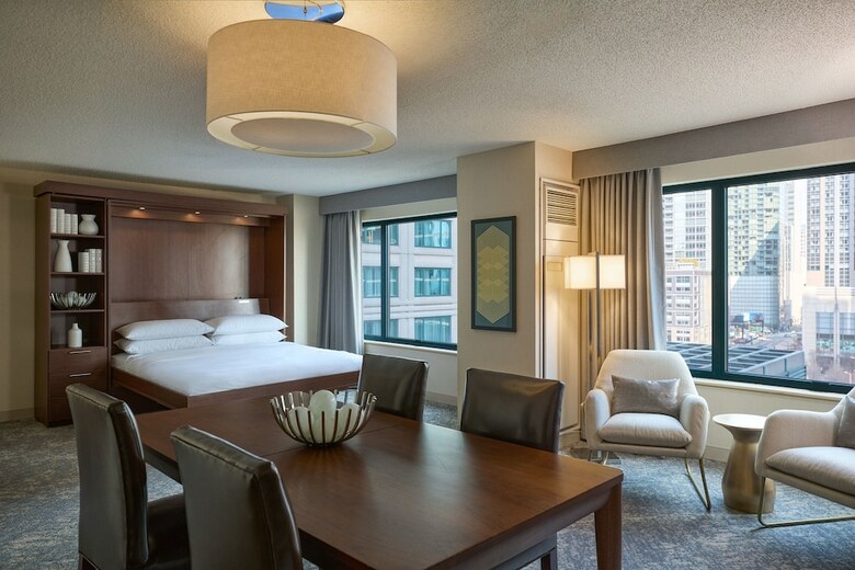 Sheraton Chicago Hotel & Towers