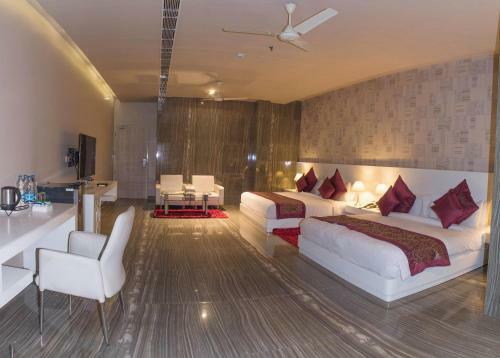 Hotel The Opal