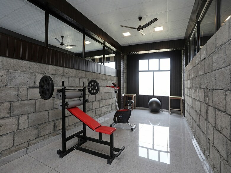 Hotel Oyo 14631 Madhuban Resort